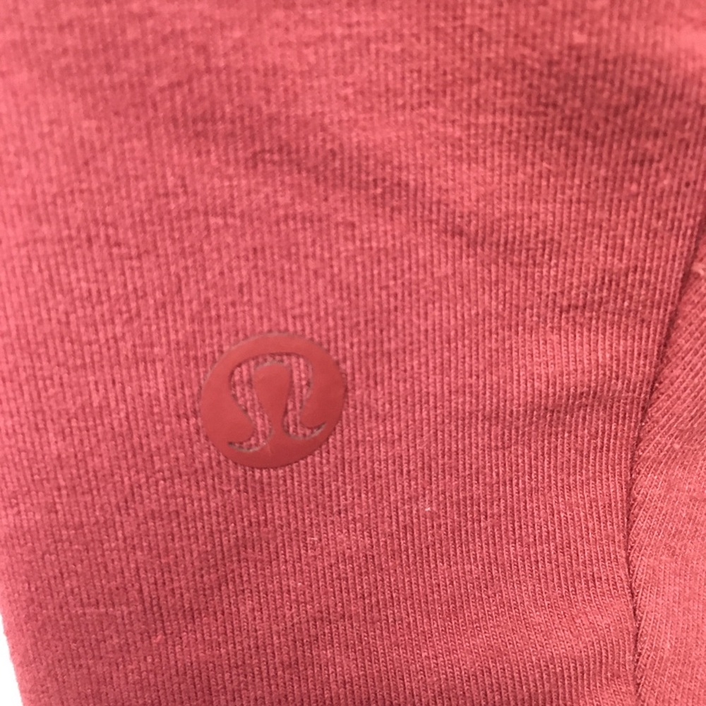 Lululemon Crewneck Sweatshirt Small Red Burgundy Athletic Loungewear Sporty Gym - Picture 7 of 8